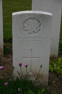 Bruay Communal Cemetery Extension - Bradbury, L