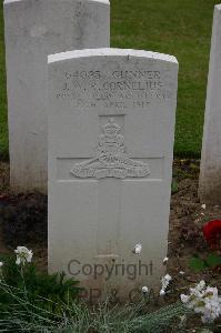 Bruay Communal Cemetery Extension - Cornelius, J W R