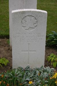 Bruay Communal Cemetery Extension - Godwin, Leonard Thomas