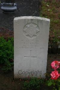 Cuinchy Communal Cemetery - Egan, James Gerard