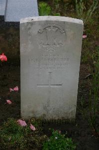 Cuinchy Communal Cemetery - Forrester, R E