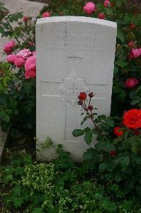 Cuinchy Communal Cemetery - Futter, Frank Charles