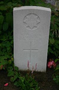 Cuinchy Communal Cemetery - Heggarty, P