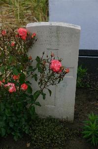 Cuinchy Communal Cemetery - Jackson, J