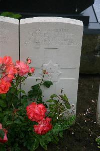 Cuinchy Communal Cemetery - Jarratt, H W E