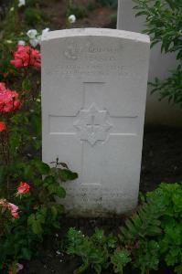 Cuinchy Communal Cemetery - Mason, Theophilus