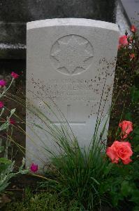 Cuinchy Communal Cemetery - McKenna, Patrick