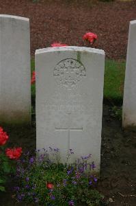 Cuinchy Communal Cemetery - Moran, M