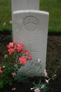 Cuinchy Communal Cemetery - Patten, J