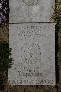 Wimereux Communal Cemetery - Adams, Frank