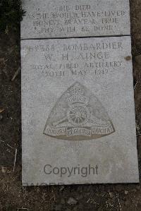 Wimereux Communal Cemetery - Ainge, Walter Harry