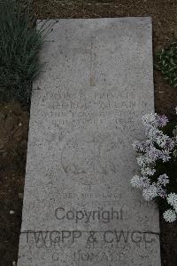 Wimereux Communal Cemetery - Allan, George