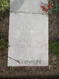 Wimereux Communal Cemetery - Ahlers, Hermann