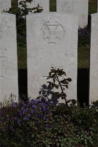 Terlincthun British Cemetery Wimille - Ainley, Tom