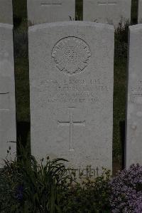 Terlincthun British Cemetery Wimille - Archibald, Thomas Malcolm