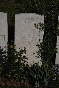 Terlincthun British Cemetery Wimille - Badeau, E