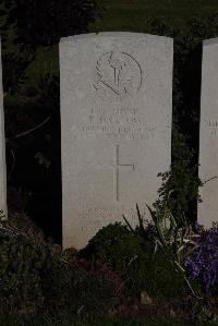 Terlincthun British Cemetery Wimille - Barlow, T