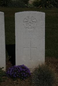 Terlincthun British Cemetery Wimille - Barnes, H W