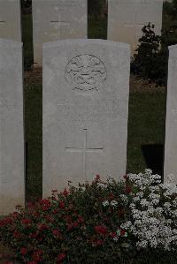 Terlincthun British Cemetery Wimille - Barratt, G