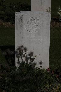 Terlincthun British Cemetery Wimille - Beadell, F H J