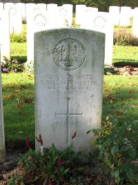 La Kreule Military Cemetery Hazebrouck - Baxter, Robert Wallace