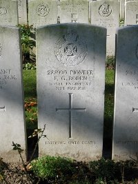 La Kreule Military Cemetery Hazebrouck - Boden, Fred Grimke