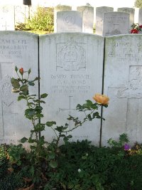 La Kreule Military Cemetery Hazebrouck - Bond, Claud Charles
