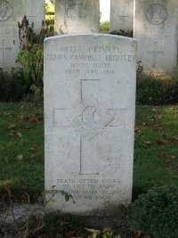 La Kreule Military Cemetery Hazebrouck - Broadley, James Campbell