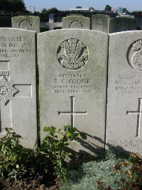 La Kreule Military Cemetery Hazebrouck - Cooper, Robert Charles