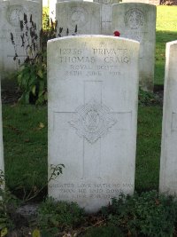 La Kreule Military Cemetery Hazebrouck - Craig, Thomas