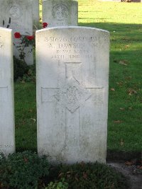 La Kreule Military Cemetery Hazebrouck - Dawson, A