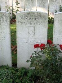 La Kreule Military Cemetery Hazebrouck - Ennis, F