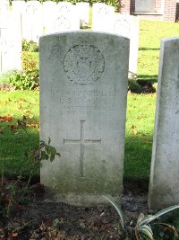 La Kreule Military Cemetery Hazebrouck - Fenton, Lennox Blyth