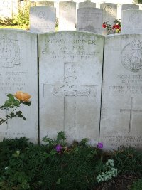 La Kreule Military Cemetery Hazebrouck - Fox, F A