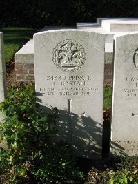 La Kreule Military Cemetery Hazebrouck - Gastall, H