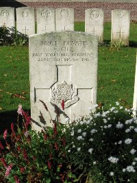 La Kreule Military Cemetery Hazebrouck - Gill, Ernest