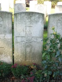 La Kreule Military Cemetery Hazebrouck - Hayes, Christopher