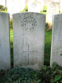 La Kreule Military Cemetery Hazebrouck - Hazell, Frederick Peter Peverell