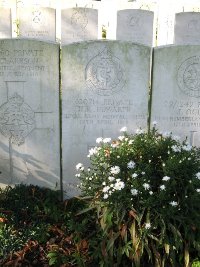La Kreule Military Cemetery Hazebrouck - Howarth, Herbert Rushton