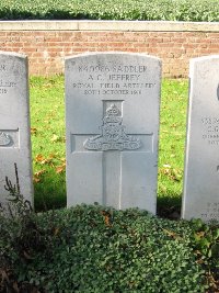 La Kreule Military Cemetery Hazebrouck - Jeffrey, A C