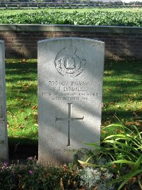 La Kreule Military Cemetery Hazebrouck - Lyndsell, Sidney Joseph