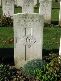La Kreule Military Cemetery Hazebrouck - Mair, Hugh Rodden