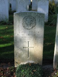 La Kreule Military Cemetery Hazebrouck - McGregor, M