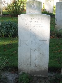 La Kreule Military Cemetery Hazebrouck - McQueen, P