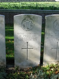 La Kreule Military Cemetery Hazebrouck - Preston, Henry