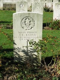 La Kreule Military Cemetery Hazebrouck - Ramsay, John Robert