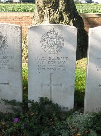 La Kreule Military Cemetery Hazebrouck - Robinson, James Percival