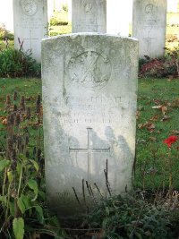 La Kreule Military Cemetery Hazebrouck - Ross, Thomas Milligan