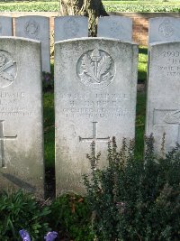 La Kreule Military Cemetery Hazebrouck - Sharples, Harold