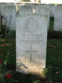 La Kreule Military Cemetery Hazebrouck - Stone, George Harry